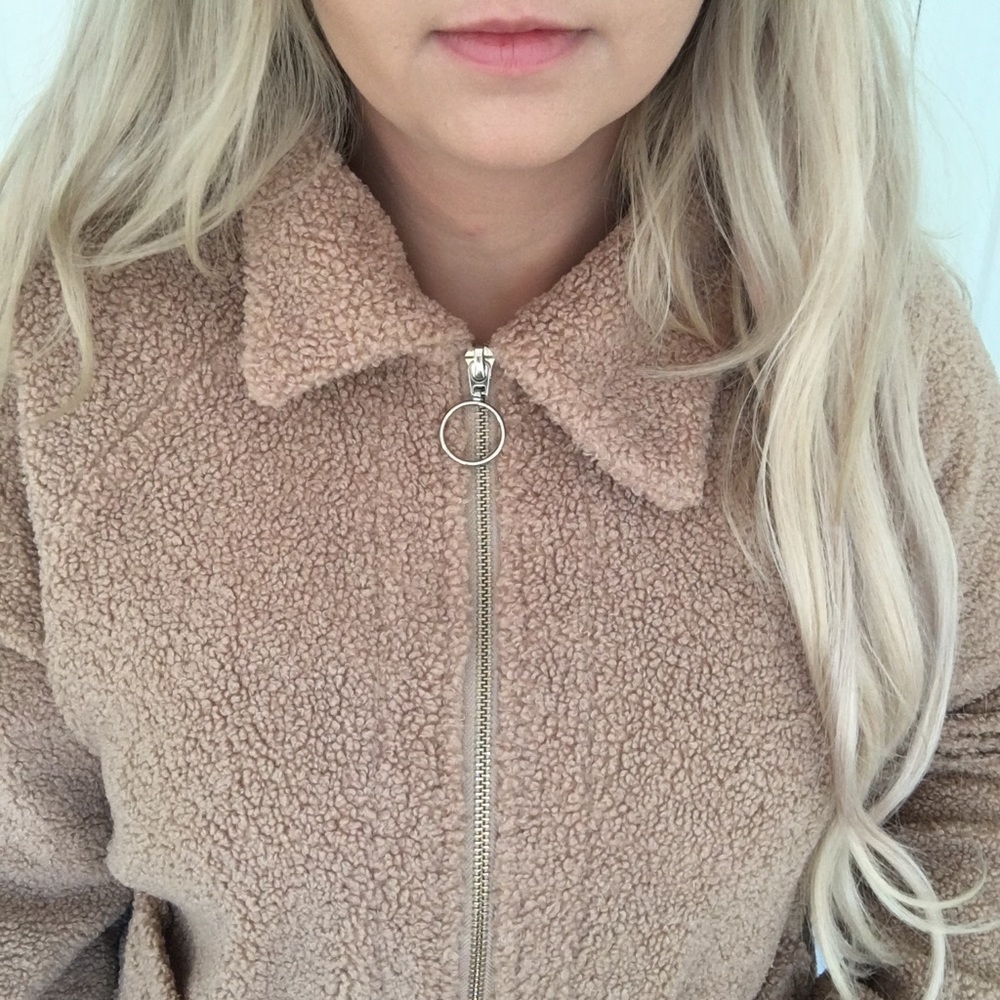 Light Teddy Jacket - Picture 2 of 7
